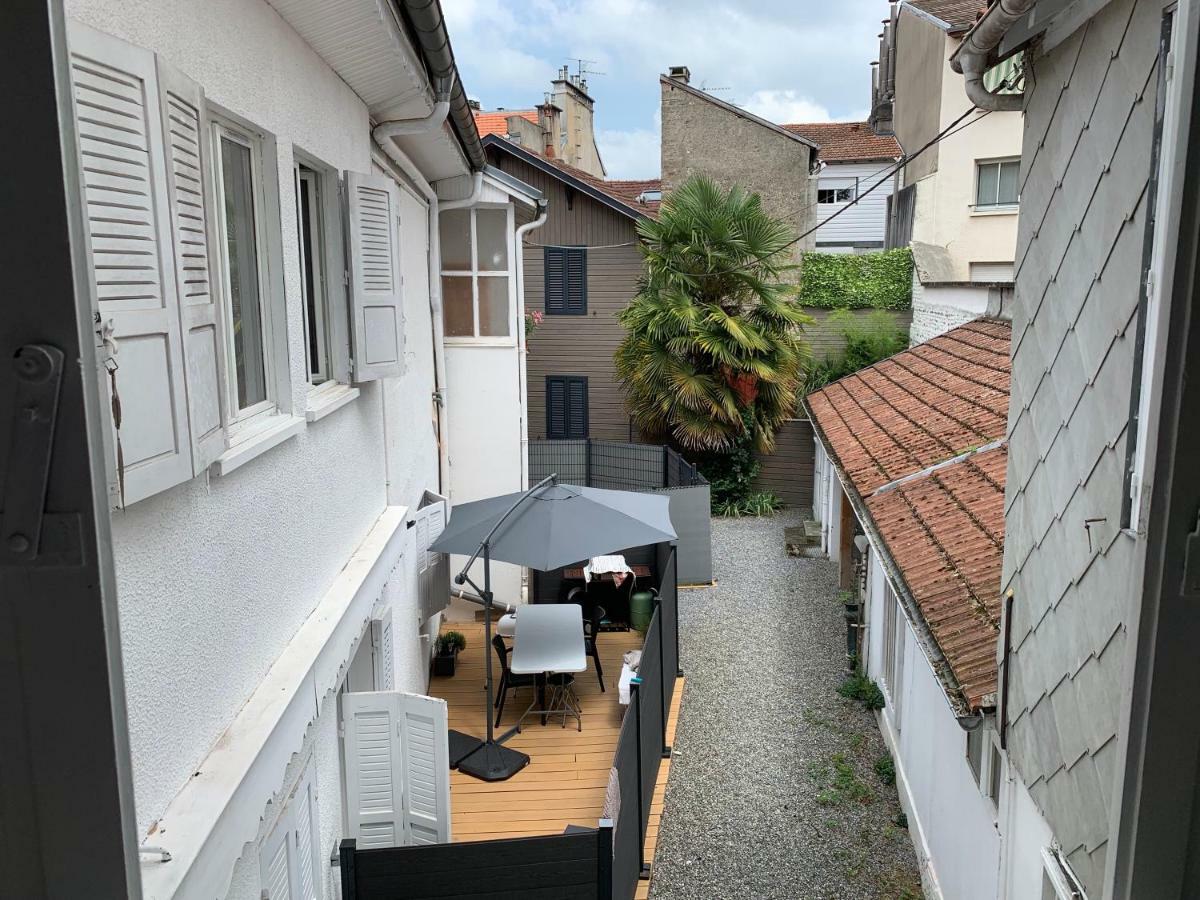Appartement Avec 3 Chambres Au Centre De Pau Exterior foto